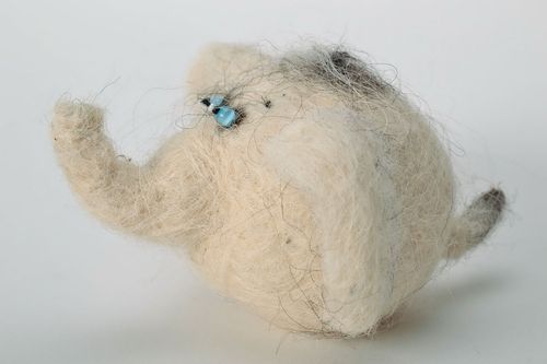 Woolen toy in the technique of felting Elephant - MADEheart.com