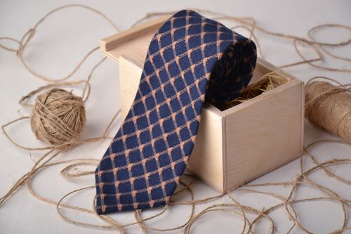 Bunte Krawatte aus Stoff - MADEheart.com