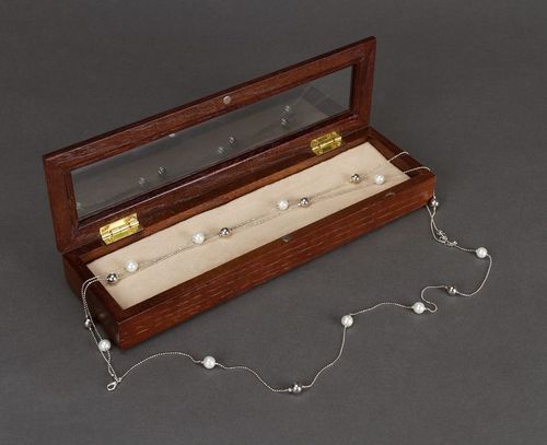 Beautiful jewelry box - MADEheart.com