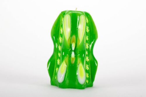 Vela esculpida de cera Borboleta verde - MADEheart.com