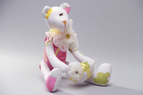 Orsacchiotto in stoffa fatto a mano pupazzo per bambini giocattolo morbido  - MADEheart.com