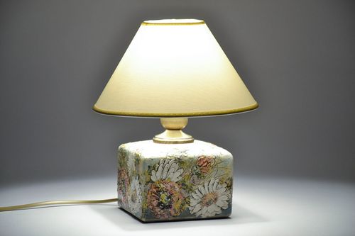 Lampe de chevet faite main dargile Marguerites - MADEheart.com