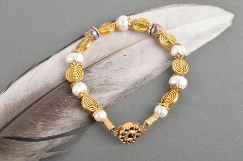 Pearl bracelet handmade jewelry designer accessories bracelets for women - MADEheart.com