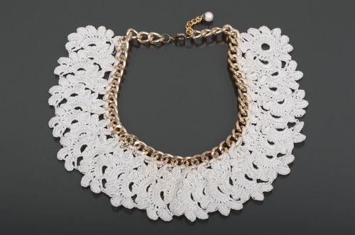 Collar artesanal de hilos blanco accesorio para mujer adorno para el cuello - MADEheart.com