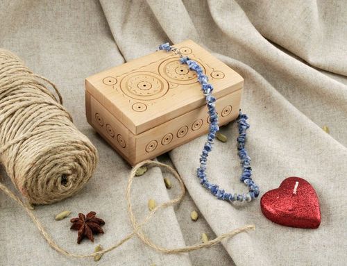 Joyeros de madera artesanales tallada - MADEheart.com