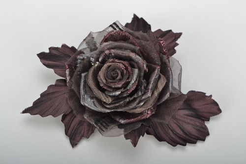 Broche de tecido feito à mão em forma da flor Rosa com lurex - MADEheart.com