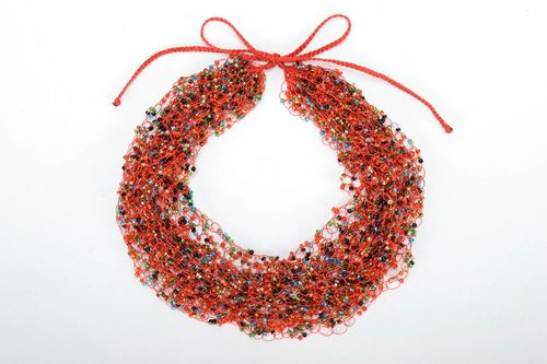 Handmade necklace made of beads - MADEheart.com