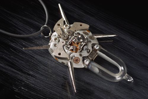 Handmade pendant designer jewelry unusual pendant metal pendant gift ideas - MADEheart.com