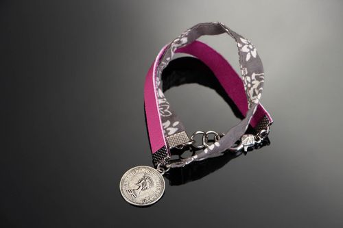 Bracelete de couro e tecido artesanal - MADEheart.com
