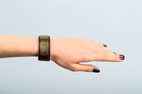 Pulsera de cuero hecha a mano accesorio para mujer bisutería de moda para mujer - MADEheart.com