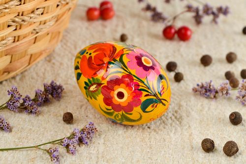 Decoración para Pascua hecha a mano huevo pintado de madera regalo original - MADEheart.com