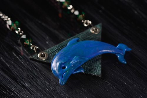 Handmade Delfin Anhänger Polymer Clay Schmuck Accessoire für Frauen originell - MADEheart.com