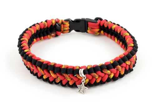 Handmade luxus Hundehalsband exklusives Hundezubehör Halsband für Hunde grell - MADEheart.com