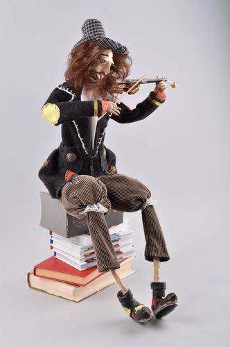 Muñeco de autor hecho a mano juguete decorativo souvenir original Violinista - MADEheart.com
