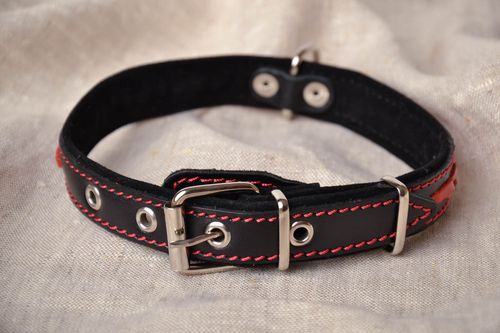 Leather dog collar - MADEheart.com