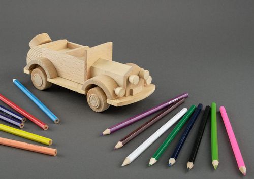 Macchina giocattolo fatta a mano Giocattolo di legno Semilavorato da decorare - MADEheart.com