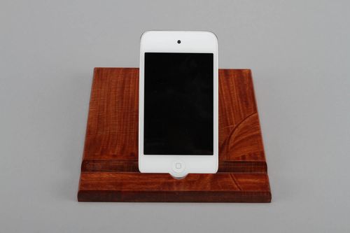 Support de portable en bois fait main - MADEheart.com