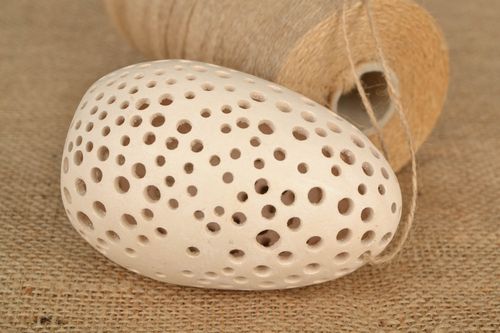 White ceramic egg - MADEheart.com