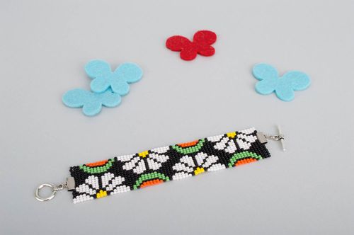 Bracelet perles de rocaille Bijou fait main motif floral Accessoire femme - MADEheart.com