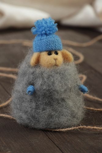 Beautiful small handmade felted wool toy sheep for children and home decor - MADEheart.com