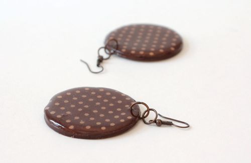 Round earrings made ​​of polymer clay - MADEheart.com