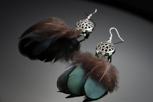 Earrings with feather - MADEheart.com
