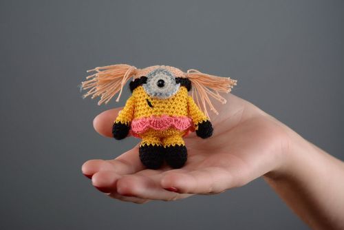 Soft toy Minion girl - MADEheart.com