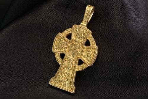 Kleines Kreuz aus Bronze - MADEheart.com