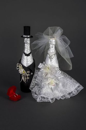 Roupa para garrafas de champanhe Noiva e noivo - MADEheart.com