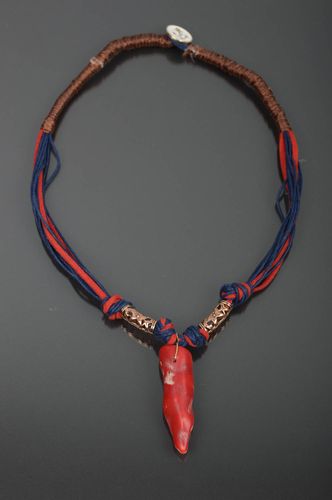 Collar artesanal de hilos y corales accesorio para mujer adorno para el cuello - MADEheart.com
