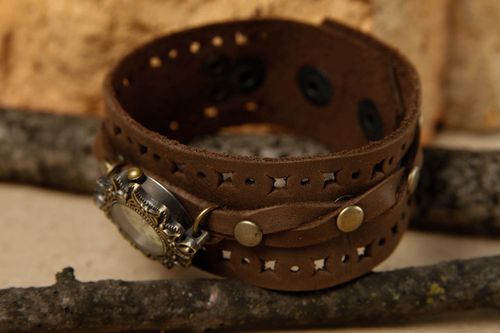 Bracciale per orologio fatto a mano accessorio in pelle braccialetto di moda - MADEheart.com
