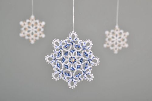 Decoração de Natal com rendas nodular Floco de neve azul - MADEheart.com