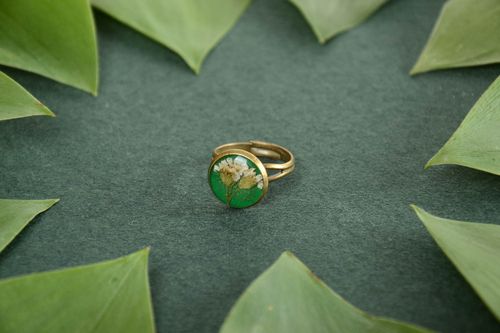 Beautiful homemade designer botanical ring with epoxy coating - MADEheart.com