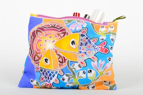 Cosmetic bags makeup bags handmade train cases women bag case with painting - MADEheart.com