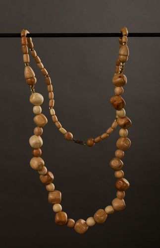 Hölzerne ethnische Perlenkette - MADEheart.com