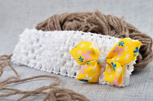 Handmade baby headband hair accessory for babies present for little girl - MADEheart.com