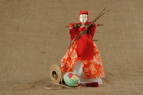 Bambola etnica di stoffa fatta a mano amuleto talismano slavo pasquale - MADEheart.com
