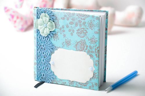 Carnet de note original bleu motif floral - MADEheart.com