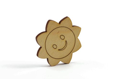 Handgemachte Holz Figur Sonne Miniatur bemalen interessante Geschenk Idee - MADEheart.com