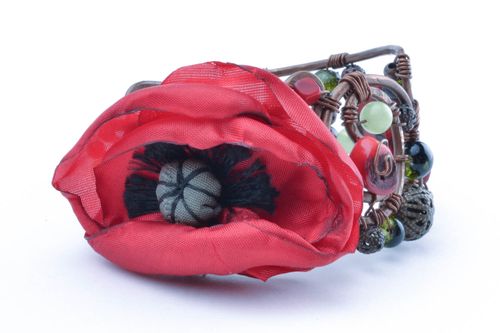 Copper bracelet with a flower Poppy - MADEheart.com
