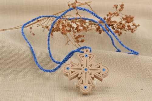 Деревянный крест с инкрустацией бисером - MADEheart.com