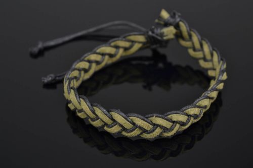 Green woven natural suede bracelet - MADEheart.com