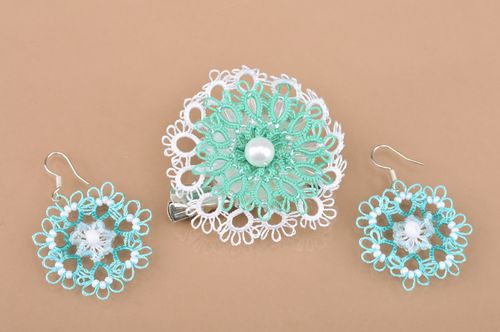 Ensemble de bijoux en frivolité faits main ronds turquoise originaux bleus femme - MADEheart.com