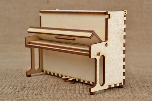 Handmade Klavier romantische Figur zum Bemalen Holz Rohling Miniatur Figur grell - MADEheart.com