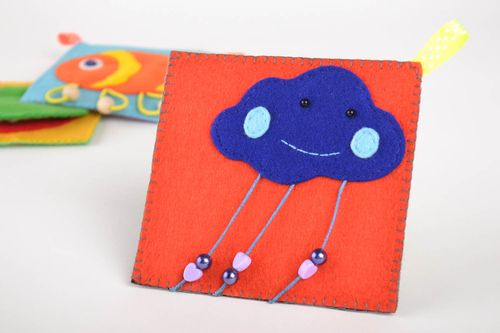 Juguete educativo para niño nube azul peluche artesanal regalo original  - MADEheart.com
