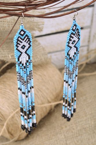 Wunderschöne bunte Ohrringe mit Ornament im ethnischen Boho Stil für Modedamen - MADEheart.com