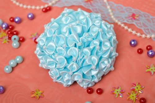 Blauer Blumen Haargummi handmade Schmuck Damen Haarschmuck mit Perlen - MADEheart.com