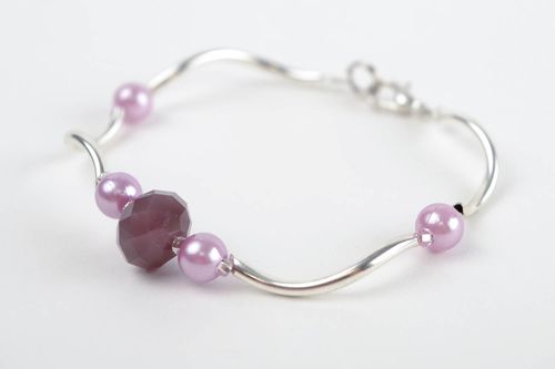 Bracelet fin rose Bijou fait main en métal et perles de rocaille Cadeau femme - MADEheart.com