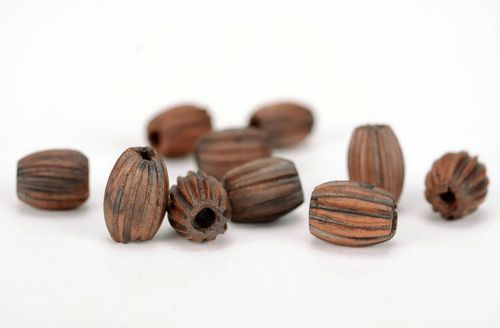 Conjunto de 10 contas de cerâmica. - MADEheart.com