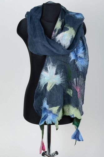 Шарф из шелка и шерсти со льном синий длинный легкий женский ручной работы - MADEheart.com